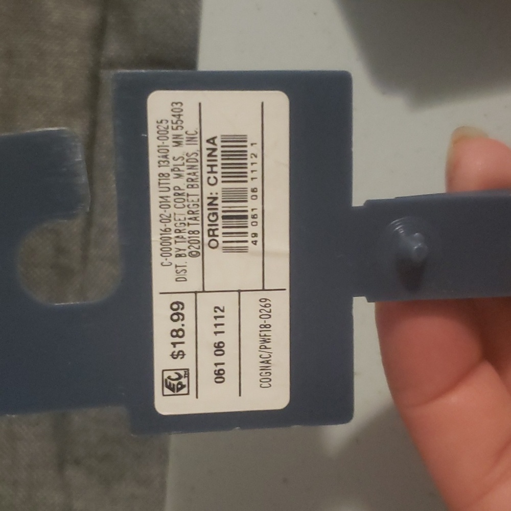 Selling two belts brand new together - Picture 5 of 6